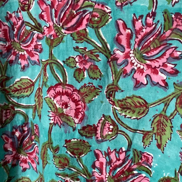 Mexicali Floral Shift Dress - Picture 2 of 5